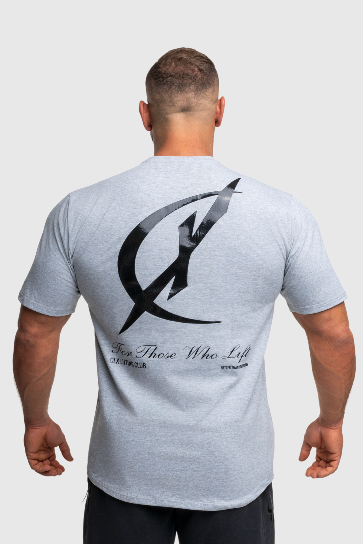 T-Shirt Knockout Athletic Fit