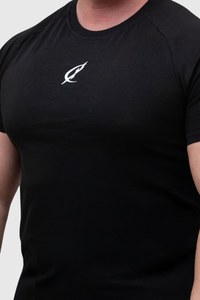 T-Shirt Revolve Athletic Fit