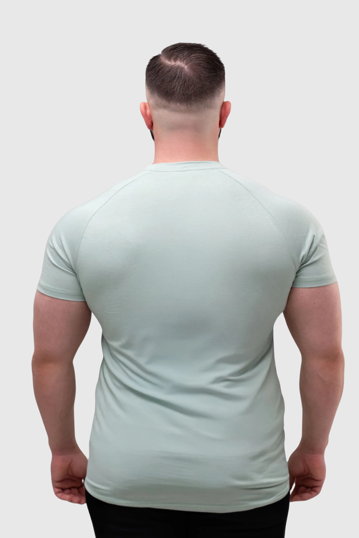 T-Shirt Revolve Athletic Fit